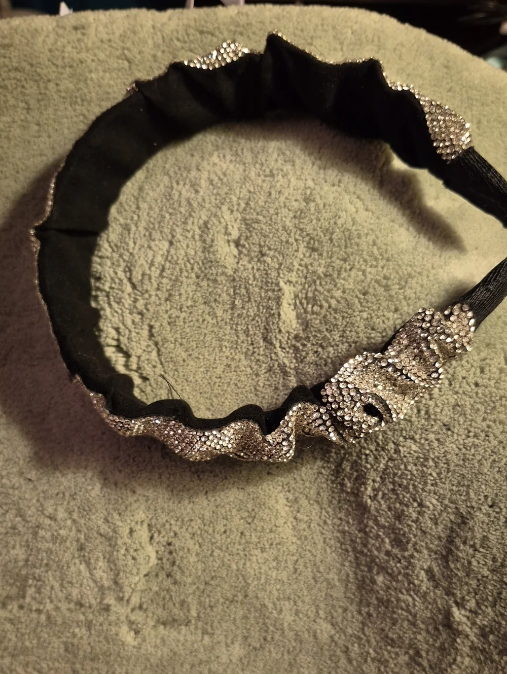 Rhinestone Embellished Black Headband